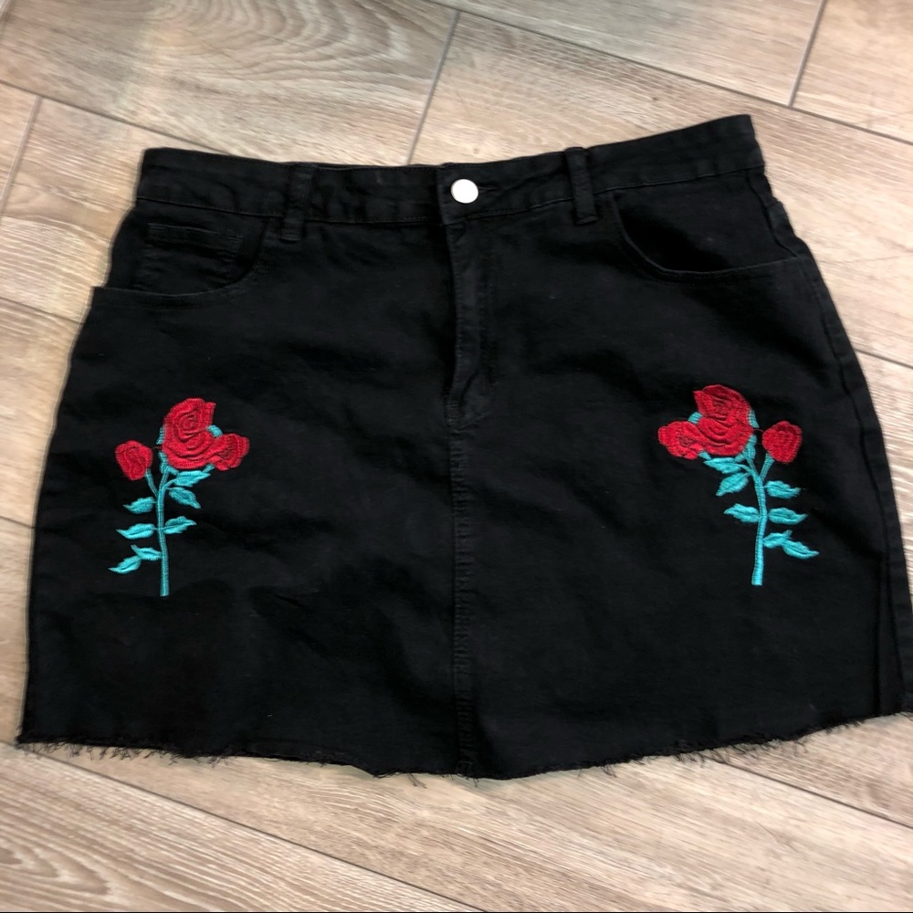Rose Embroidered Denim Skirt